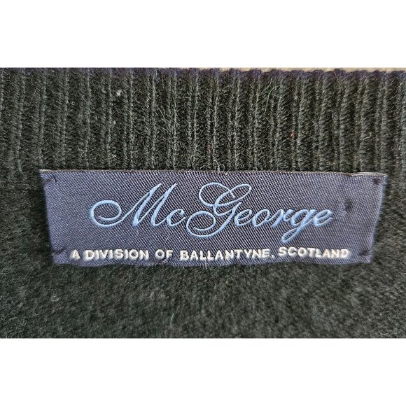McGeorge of Scotland Vintage Men Cardigan Size L  100% lambs Wool Forrest Green - Picture 5 of 6